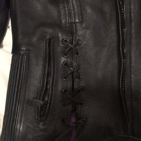 Leather jacket - Picture 6 of 8